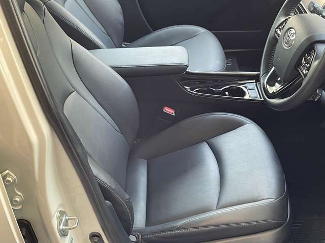 Toyota PRIUS 2019-05 185596-19