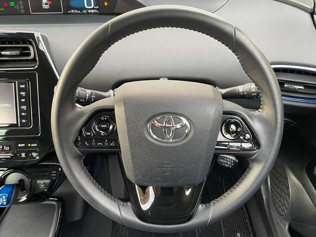 Toyota PRIUS 2019-05 185596-10