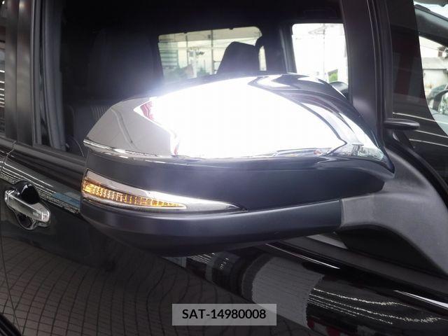 Toyota VOXY 2018-09 331351-3