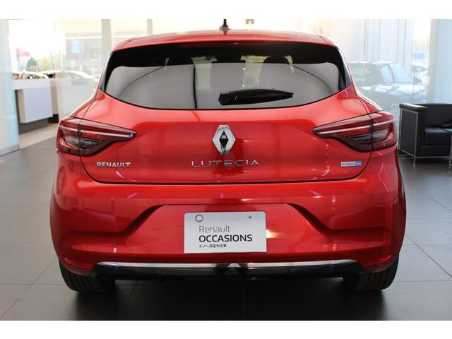 Renault LUTECIA 2023-06 28335-6