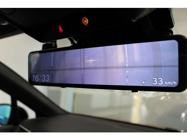 Renault LUTECIA 2023-06 28335-14