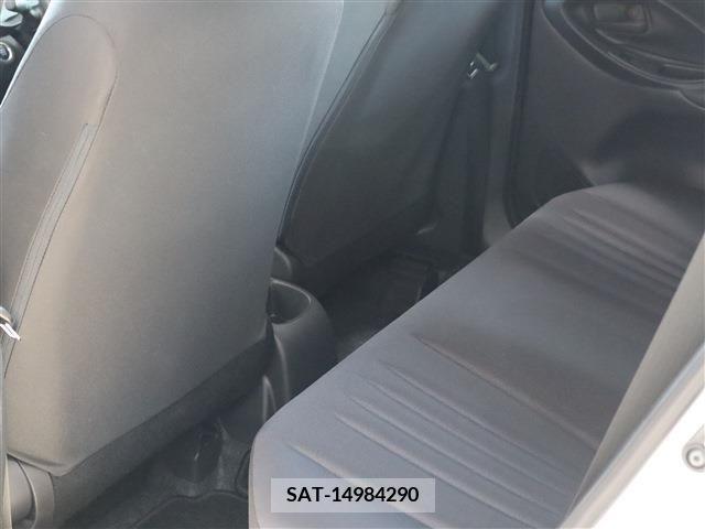 Toyota YARIS 2022-07 349156-15