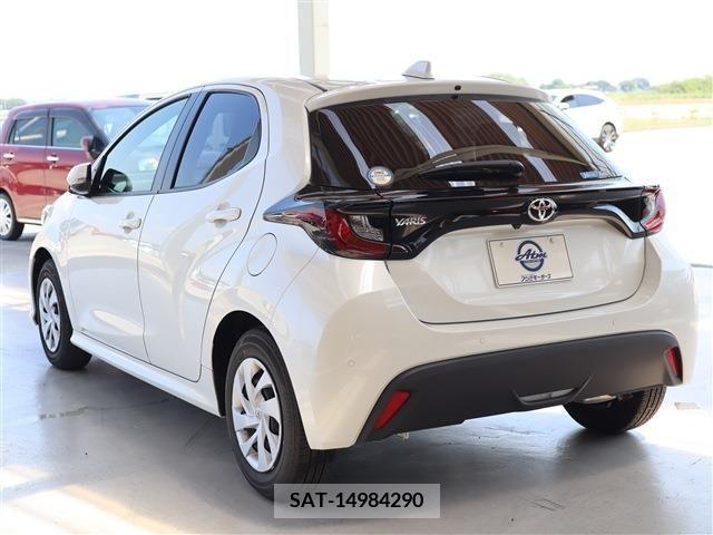 Toyota YARIS 2022-07 349156-22