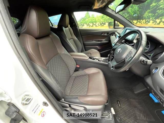 Toyota C-HR 2018-06 389955-8