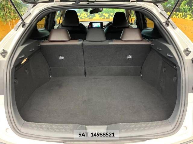 Toyota C-HR 2018-06 389955-10
