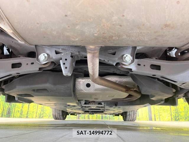 Toyota C-HR 2017-06 264557-19