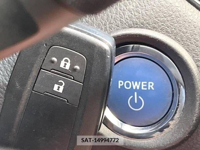 Toyota C-HR 2017-06 264557-6