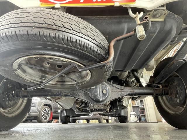 Daihatsu HIJET TRUCK 2004-01 181896-26