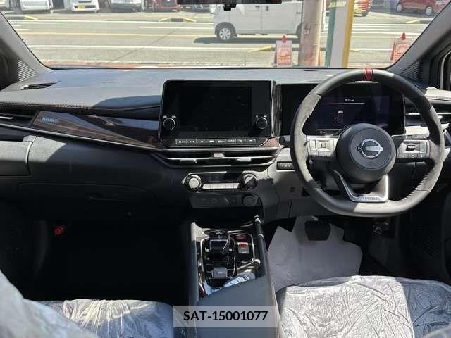 Nissan AURA 2023-04 261457-4