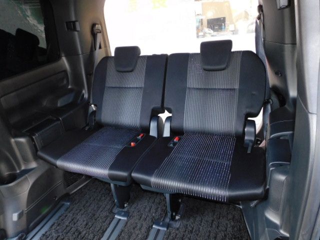 Toyota VOXY HYBRID 2020-08 187267-6