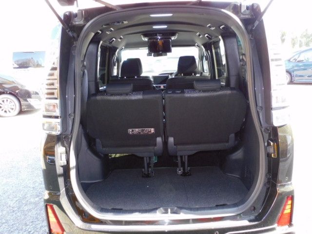 Toyota VOXY HYBRID 2020-08 187267-3