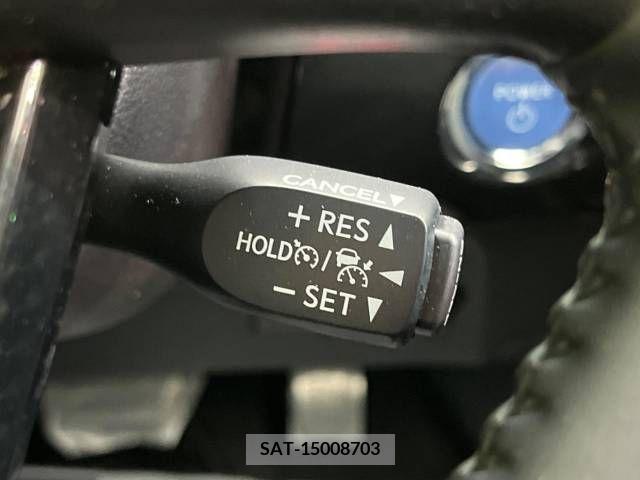 Toyota PRIUS 2019-09 235229-4