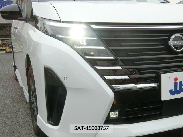 Nissan SERENA 2022-12 220103-16