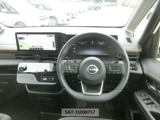 Nissan SERENA 2022-12 220103-2