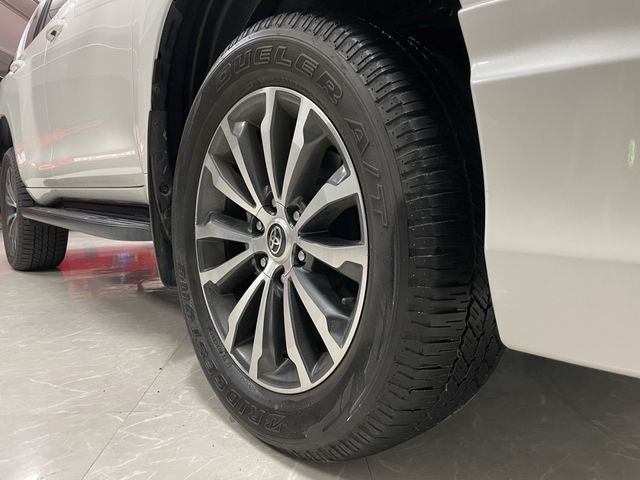 Toyota PRADO 2018-08 17219-24