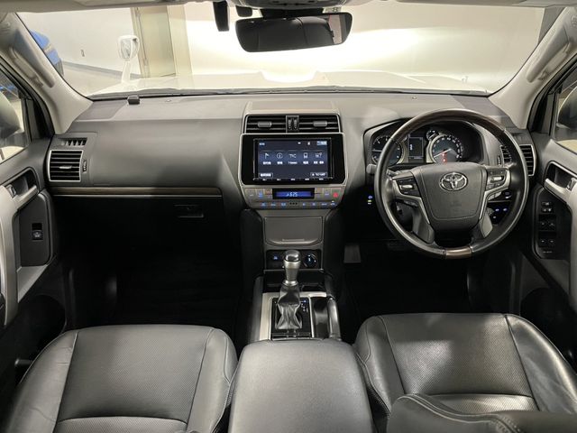 Toyota PRADO 2018-08 17219-15