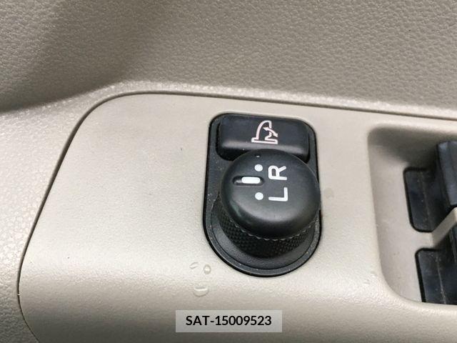 Daihatsu MOVE CONTE 2014-10 208558-17