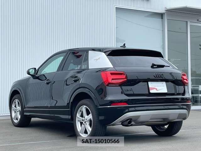 Audi Q2 2019-09 318001-7