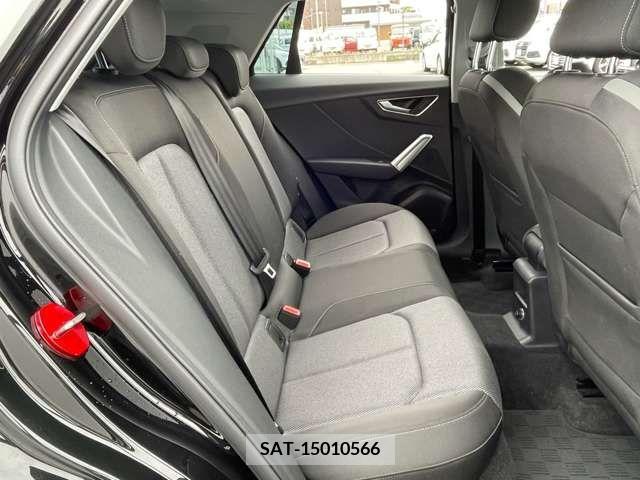 Audi Q2 2019-09 318001-14