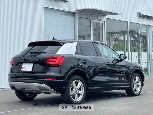 Audi Q2 2019-09 318001-5