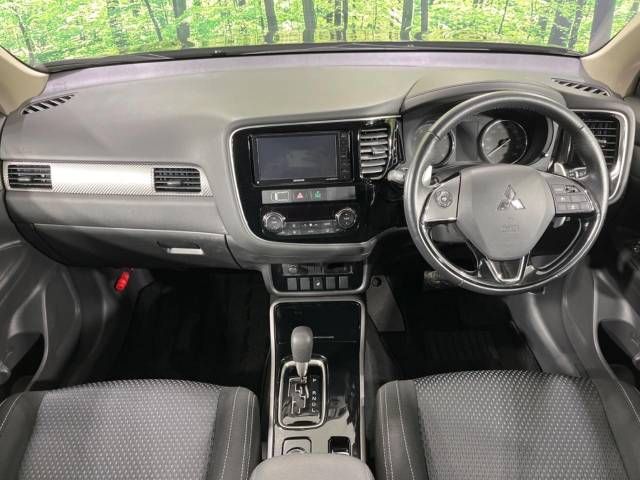 Mitsubishi OUTLANDER 2017-11 180627-1