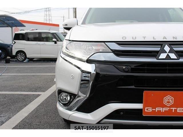 Mitsubishi OUTLANDER PHEV 2016-06 242000-9