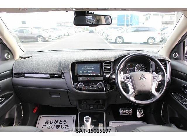 Mitsubishi OUTLANDER PHEV 2016-06 242000-15