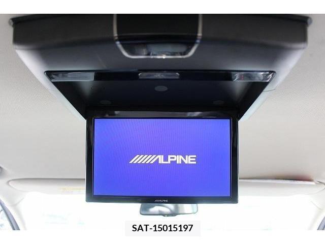 Mitsubishi OUTLANDER PHEV 2016-06 242000-1