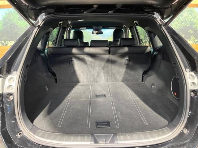 Toyota HARRIER 2014-09 16019-10