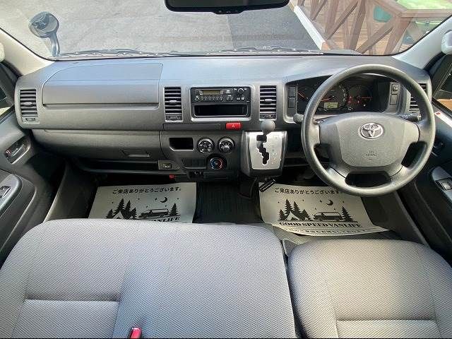 Toyota HIACE VAN 2015-09 22048-1