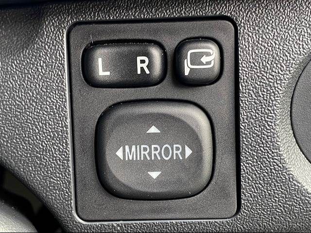 Toyota HIACE VAN 2015-09 22048-4