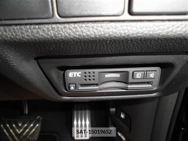 Honda e 2016-10 208178-21