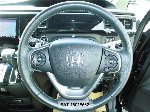 Honda e 2016-10 208178-22