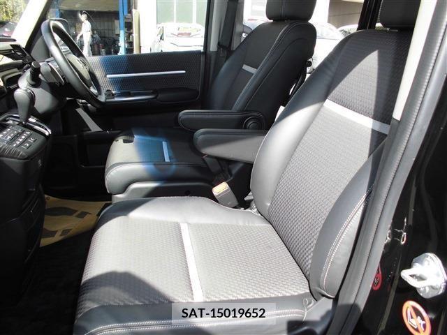 Honda e 2016-10 208178-11