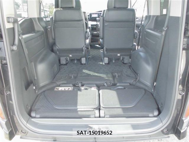 Honda e 2016-10 208178-9