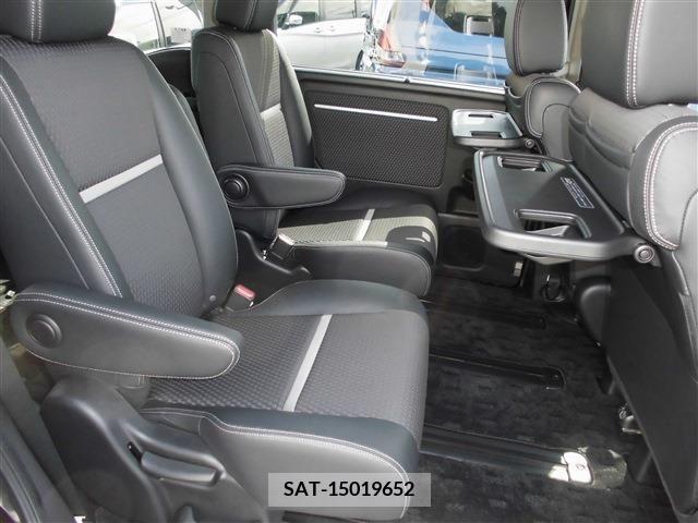 Honda e 2016-10 208178-6