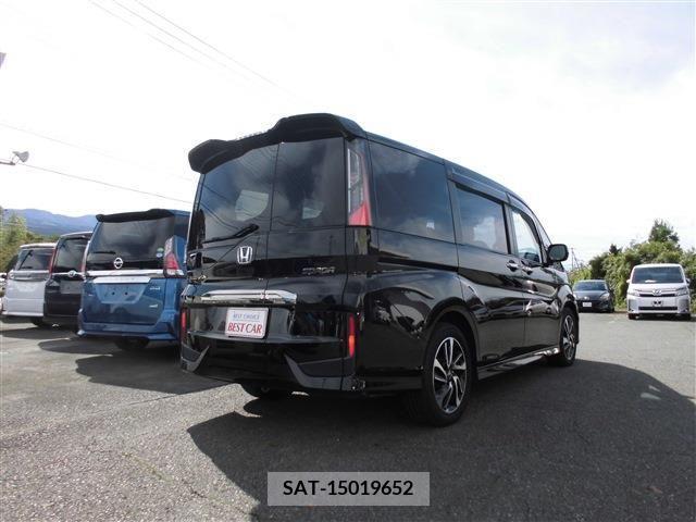 Honda e 2016-10 208178-3