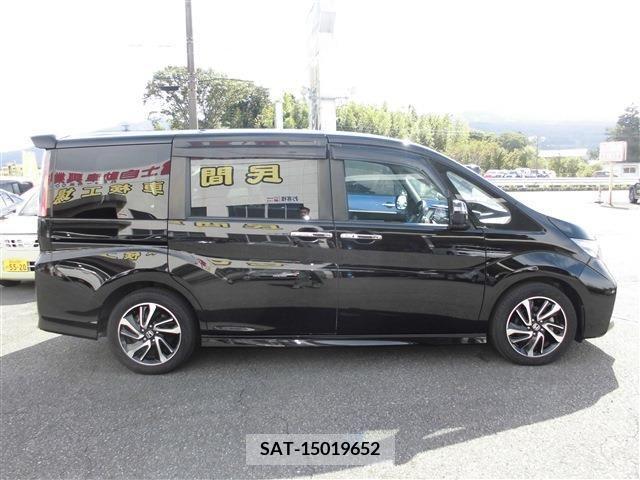 Honda e 2016-10 208178-2