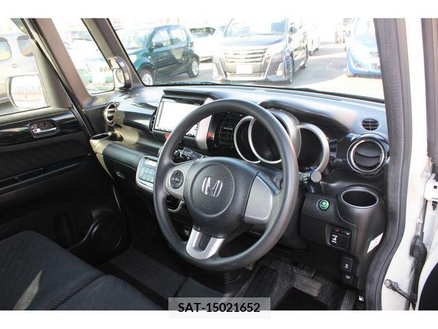 Honda N BOX CUSTOM 2014-06 205017-11