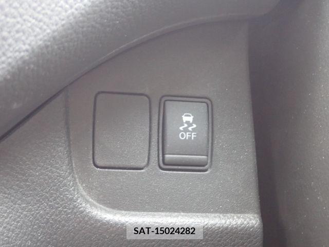 Nissan SERENA 2014-02 380535-17