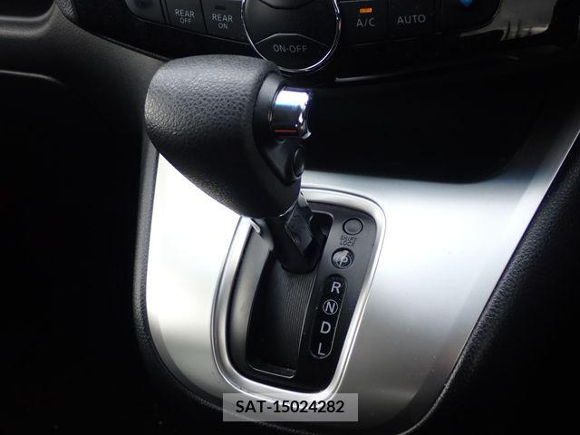 Nissan SERENA 2014-02 380535-13