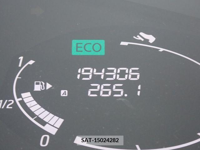 Nissan SERENA 2014-02 380535-11