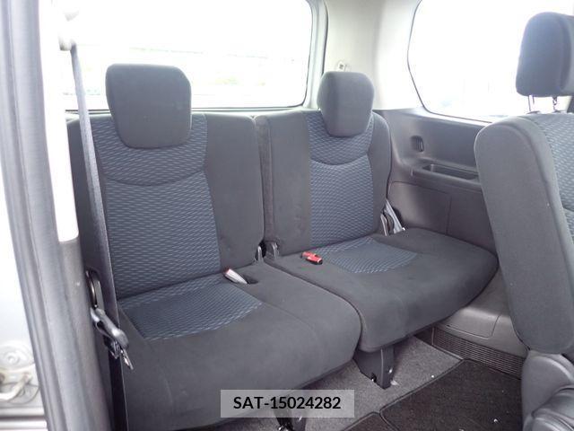 Nissan SERENA 2014-02 380535-22