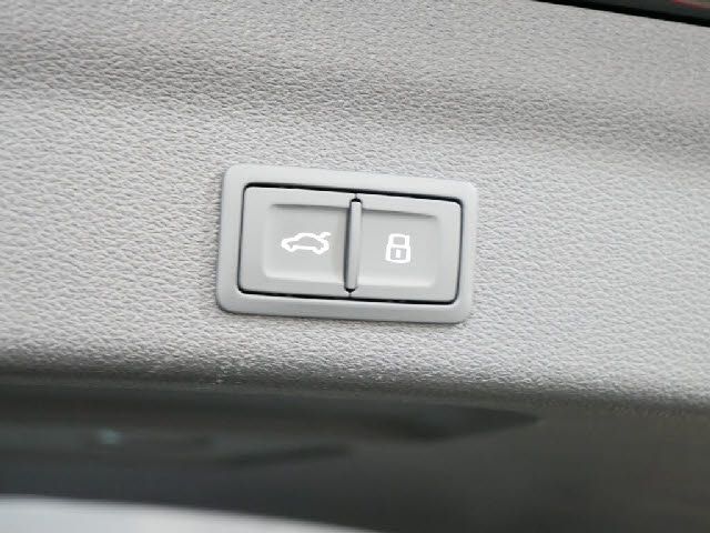 Audi A6 2022-08 22339-16