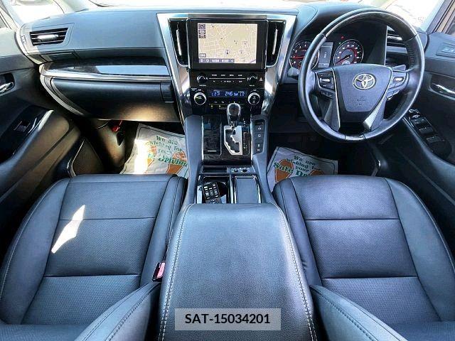 Toyota ALPHARD 2022-05 351083-1