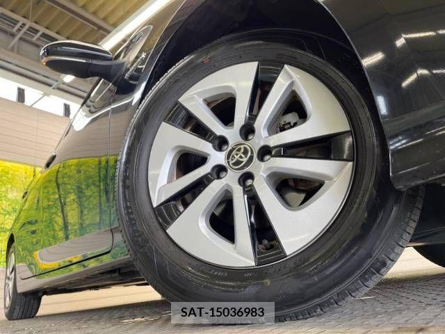Toyota PRIUS 2017-09 282076-13
