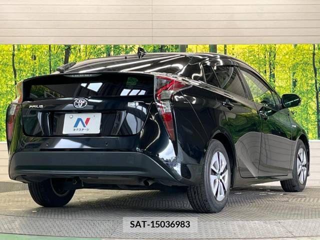 Toyota PRIUS 2017-09 282076-17
