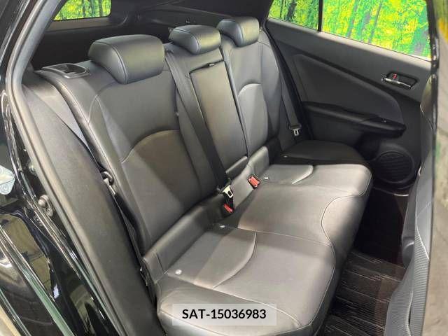 Toyota PRIUS 2017-09 282076-10