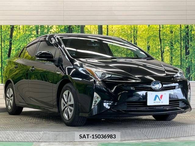 Toyota PRIUS 2017-09 282076-16