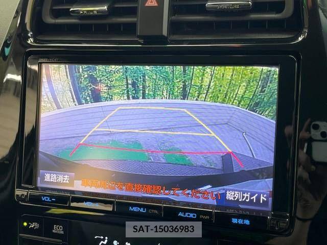 Toyota PRIUS 2017-09 282076-3
